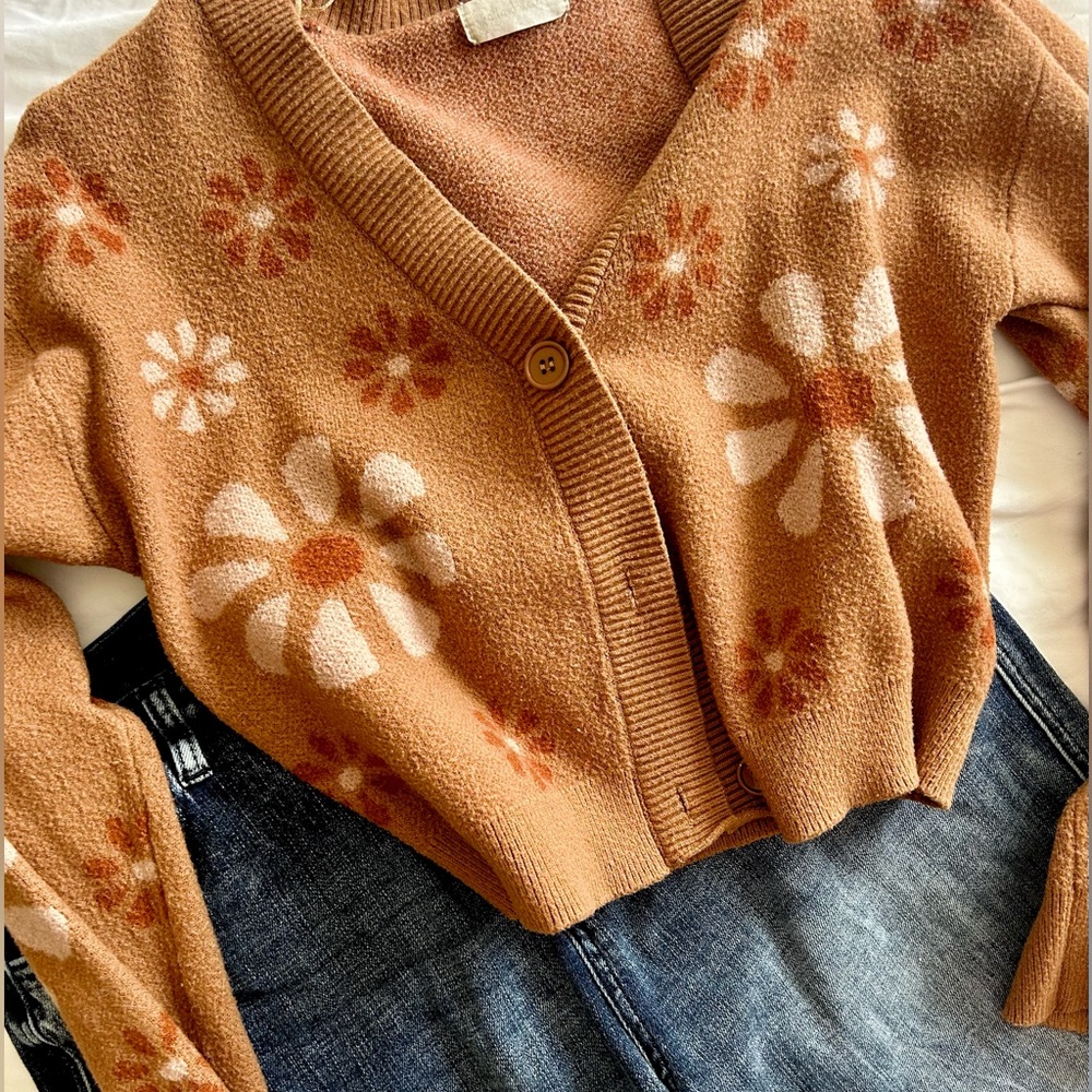 Altar’d State Floral Crop Sweater